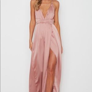 White Fox Boutique Akele Maxi Gown XS Dusty Pink